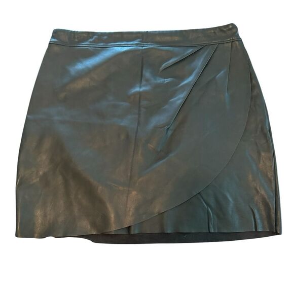 Express High Waisted Faux Leather Mini Wrap Skirt Size 8 Date Night Cocktail - Picture 1 of 8
